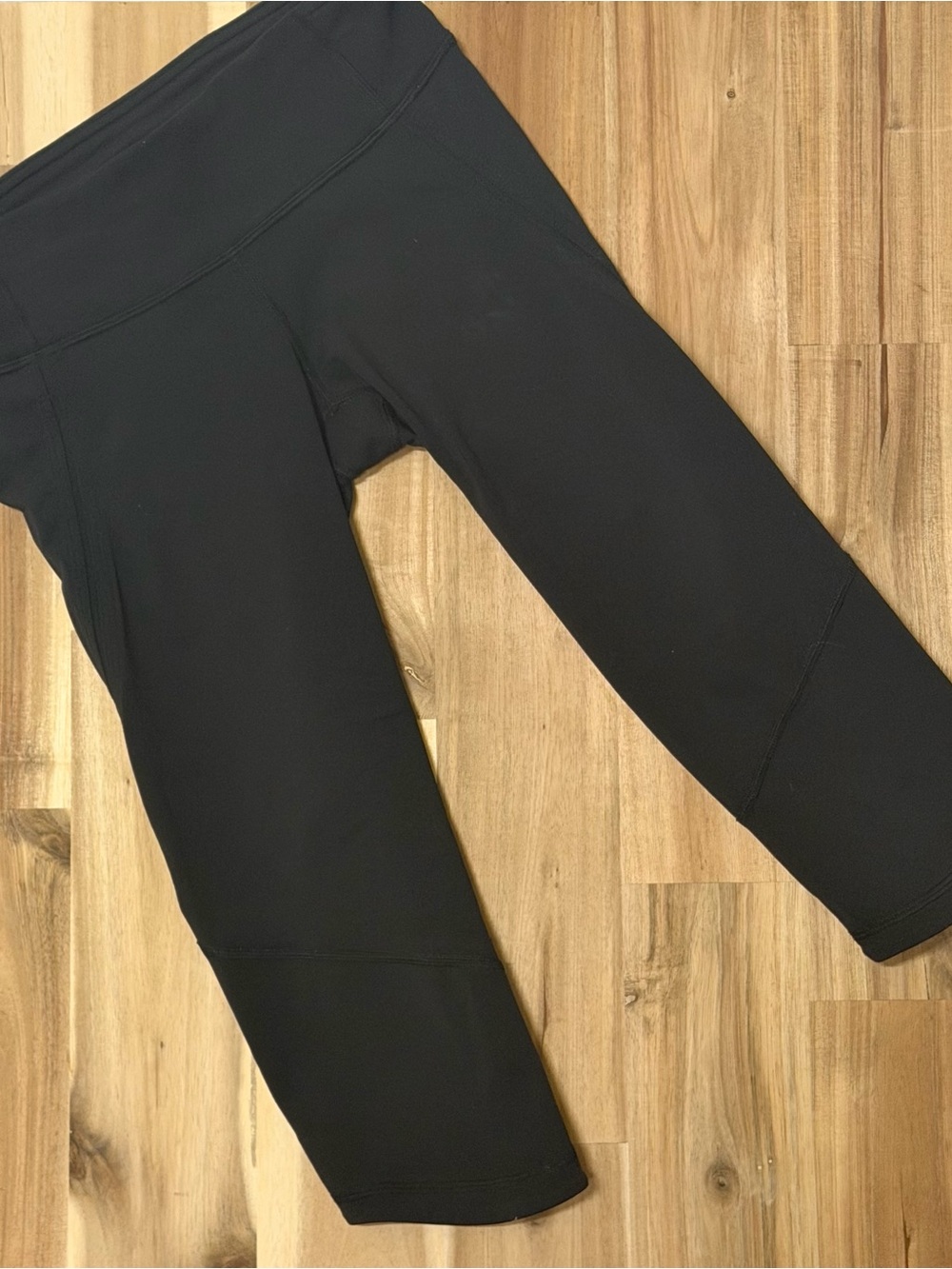lululemon athletica Black Capri Leggings
